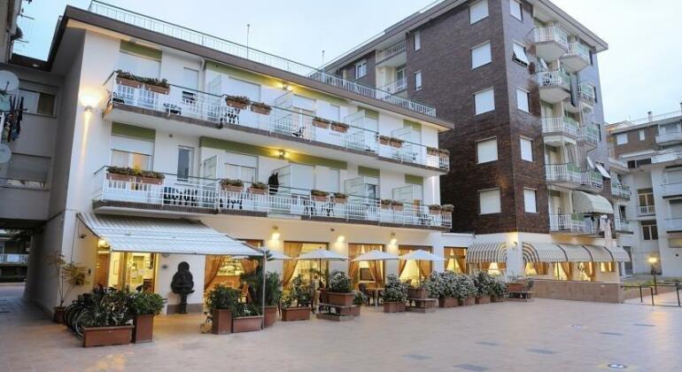 Hotel Arma Ristorante - Photo2