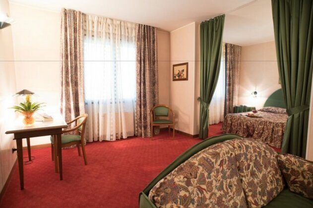 Hotel Tessarin - Photo4