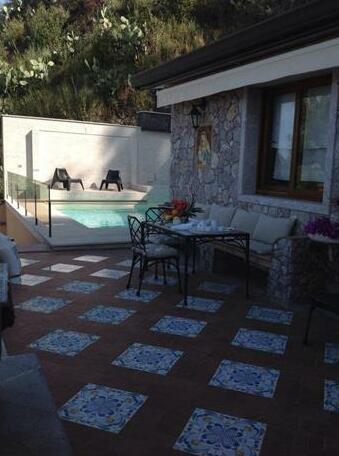 202 Luxury Isola Bella - Photo2