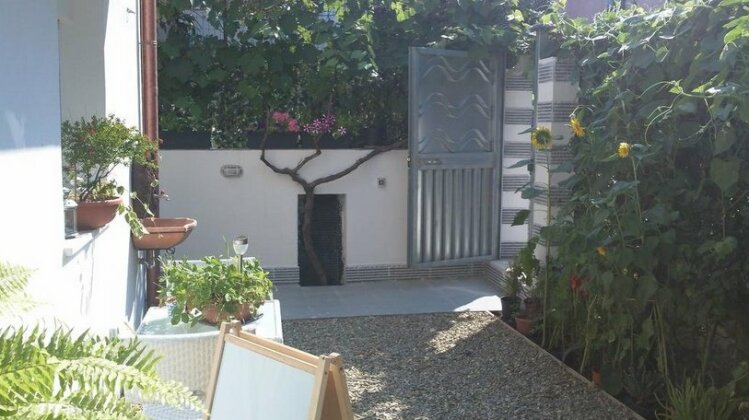 Blue Sky House - Photo2