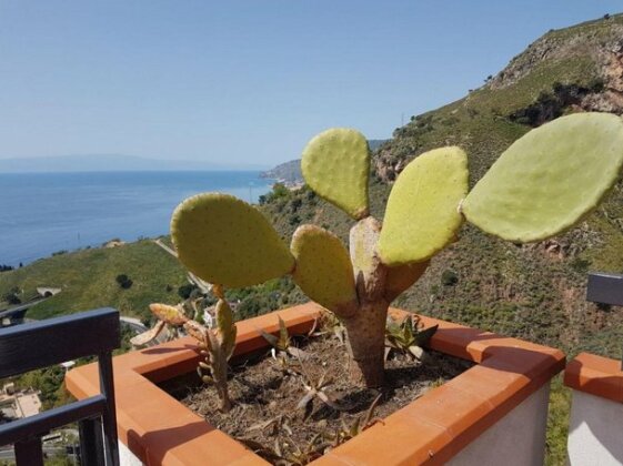 Elisa's House Taormina - Photo5