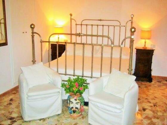 House of Cherub - Photo2