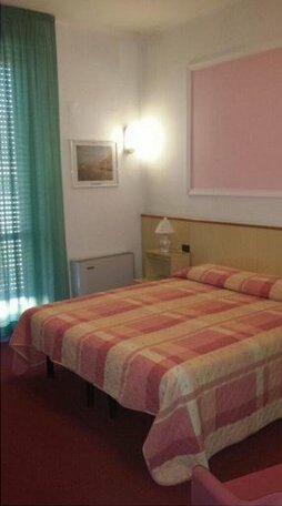 Hotel Napoleon Tavazzano con Villavesco - Photo3