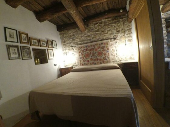 Casa in Borgo Medievale con Giardino ed Escursioni - Photo4