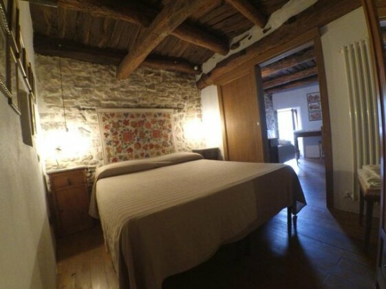 Casa in Borgo Medievale con Giardino ed Escursioni - Photo5