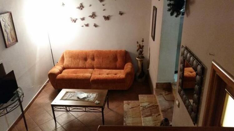 Dream Home - Photo3
