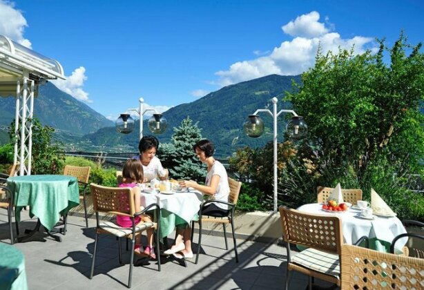 Hotel Paradies Tirolo - Photo2