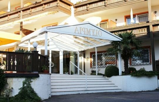 Olympia Hotel Tirolo - Photo2