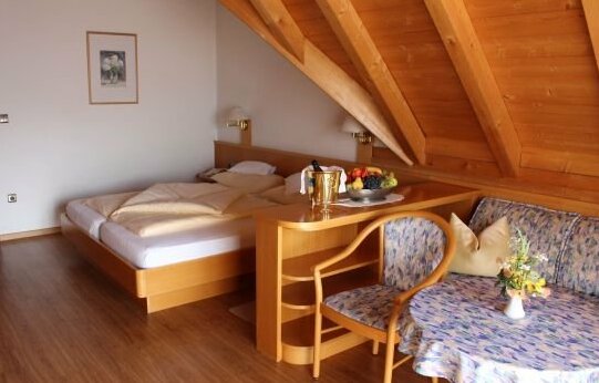 Olympia Hotel Tirolo - Photo3