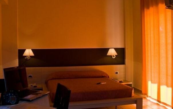 Hotel Riviera Trappeto - Photo3