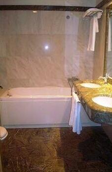 Miramare Palace Hotel - Photo2