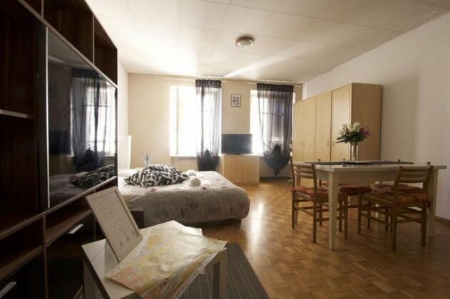 Elle Apartaments Trento 4 - Photo5