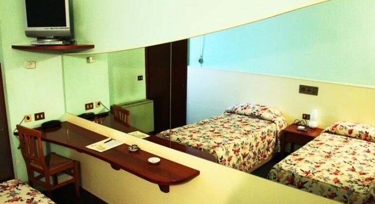 Hotel Motel 2000 - Photo5