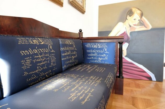 Seven Historical Suites - Photo5