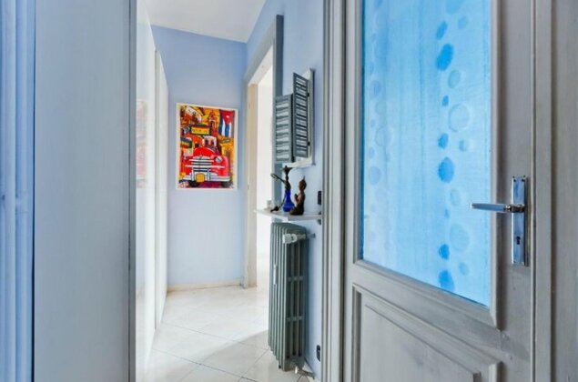 Crocetta & Porta Nuova Colourful Flat - Photo4