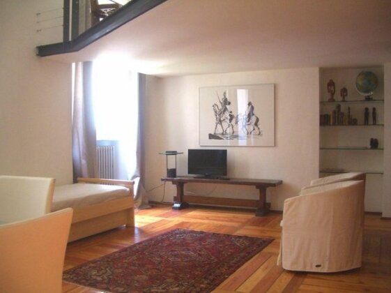 Elegant split level - Photo4