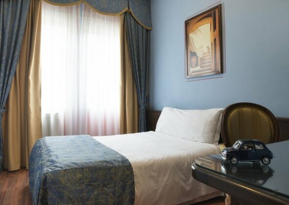Hotel Cristallo Torino - Photo2