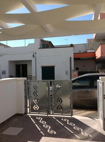  Photo 4