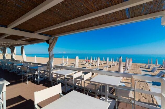 Hotel Club Ravezzo - Photo2