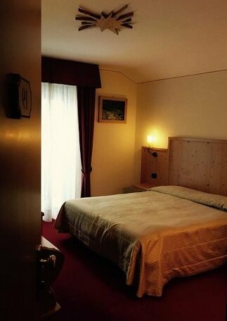 Hotel Ristorante Miramonti Val Masino - Photo5