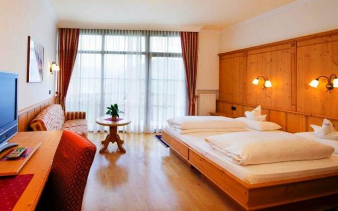 Alpin Panorama Hotel Hubertus - Photo2
