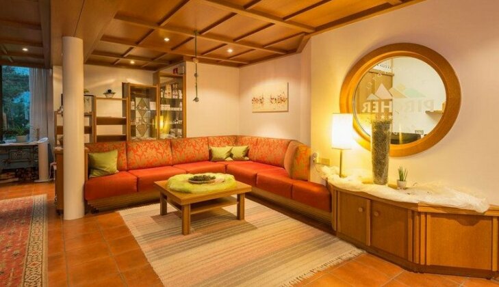 Hotel Fameli - Photo2