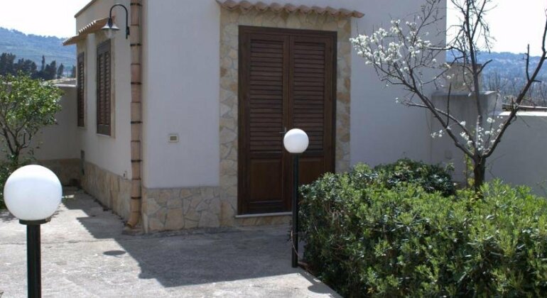 Casa Vacanza Bonagia - Photo2