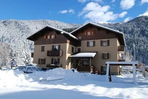 Residence Pian del Vino - Photo2