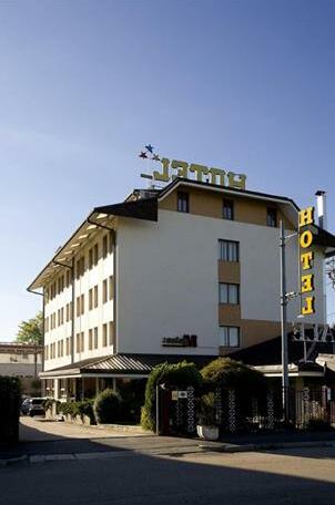 Hotel Galant - Photo2