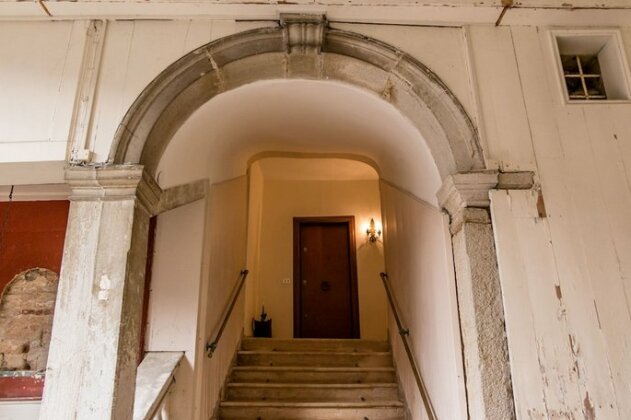 Admiral Emo Palace Over Canal Grande - Photo3