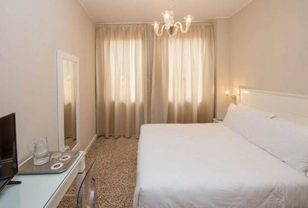 Axel Hotel Venezia - Adults Only - Photo2