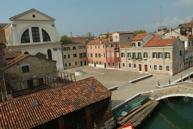 Ca' del Rio Canal View