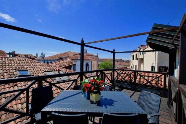 CA GRIMANI Double Apartment private terrace and stunning view - Photo4