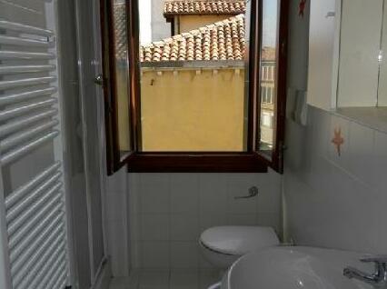 Calle De La Vida a San Giobbe - Photo4