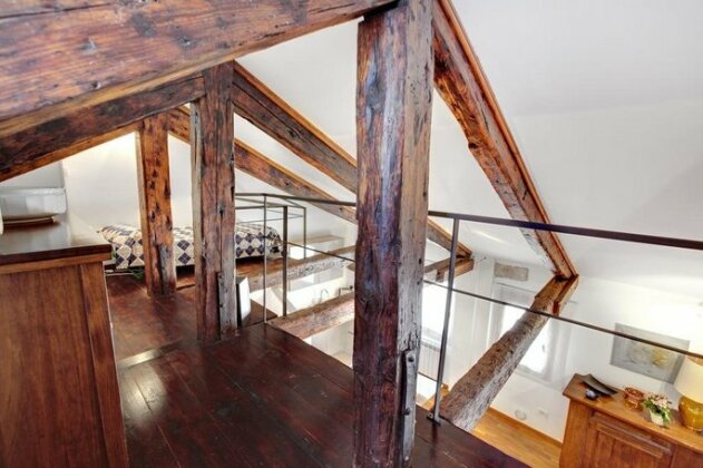 Double Arch Apartments Deluxe - Photo2