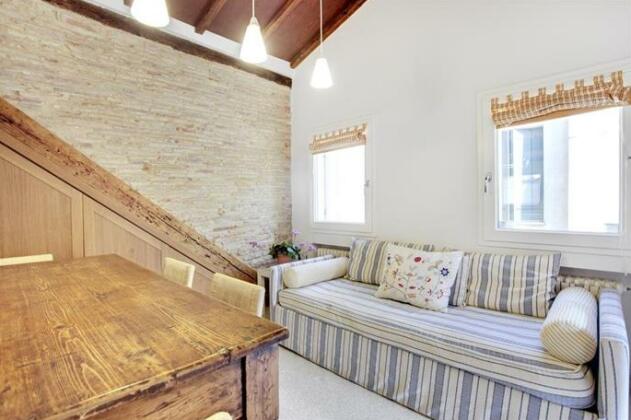 Double Arch Apartments Deluxe - Photo5