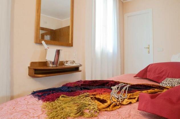Easy Hostel Venice - Photo4
