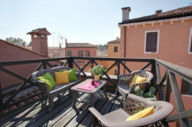 Fenix Aida Apartment - Photo2