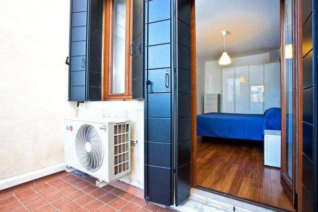 Good Wine Apartments - Photo5