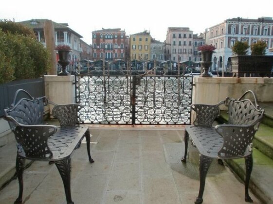 Grimaldi Apartments - Castello - Photo2