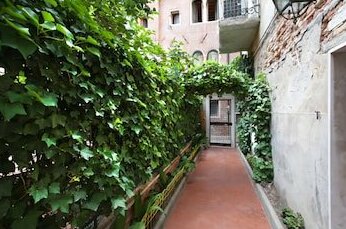 Grimaldi Apartments - Santa Croce