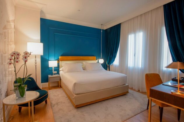 H10 Palazzo Canova - Photo2