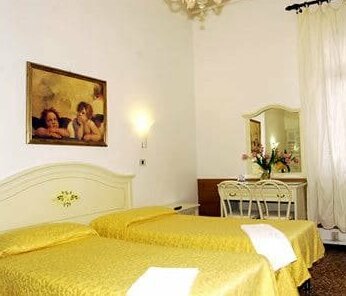 Hotel Airone Venice - Photo2