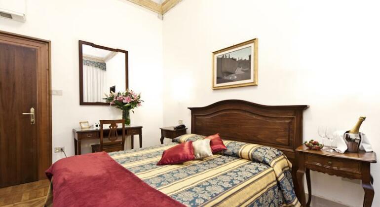 Hotel Alla Fava