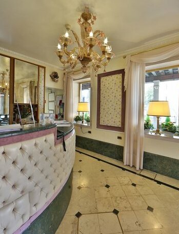 Hotel Arlecchino Venice - Photo3