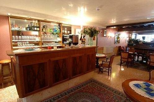 Hotel Canal & Walter - Photo4