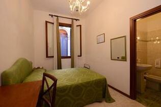 Hotel Iris San Marco Venice - Photo2