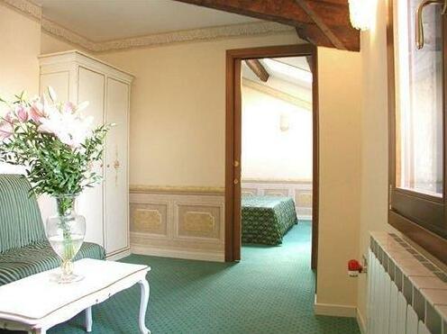Hotel Mezzo Pozzo - Photo2