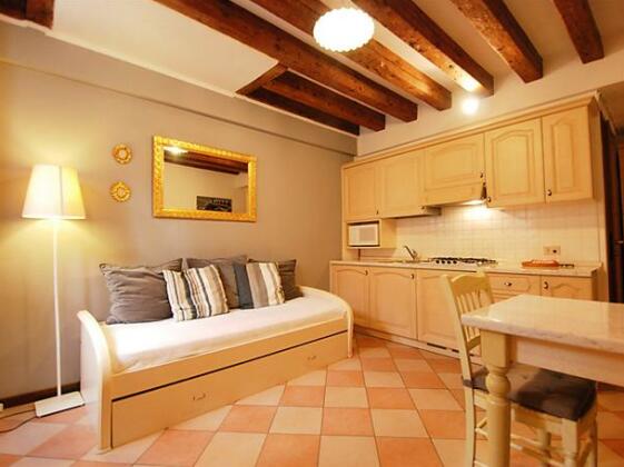 Interhome - Sotoportego delle Colonne - Photo2