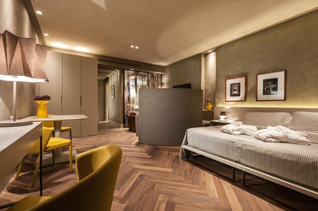 Liassidi Wellness Suites - Photo3